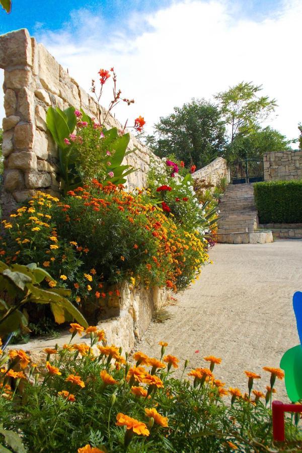 Kovac Riverfront * موستار